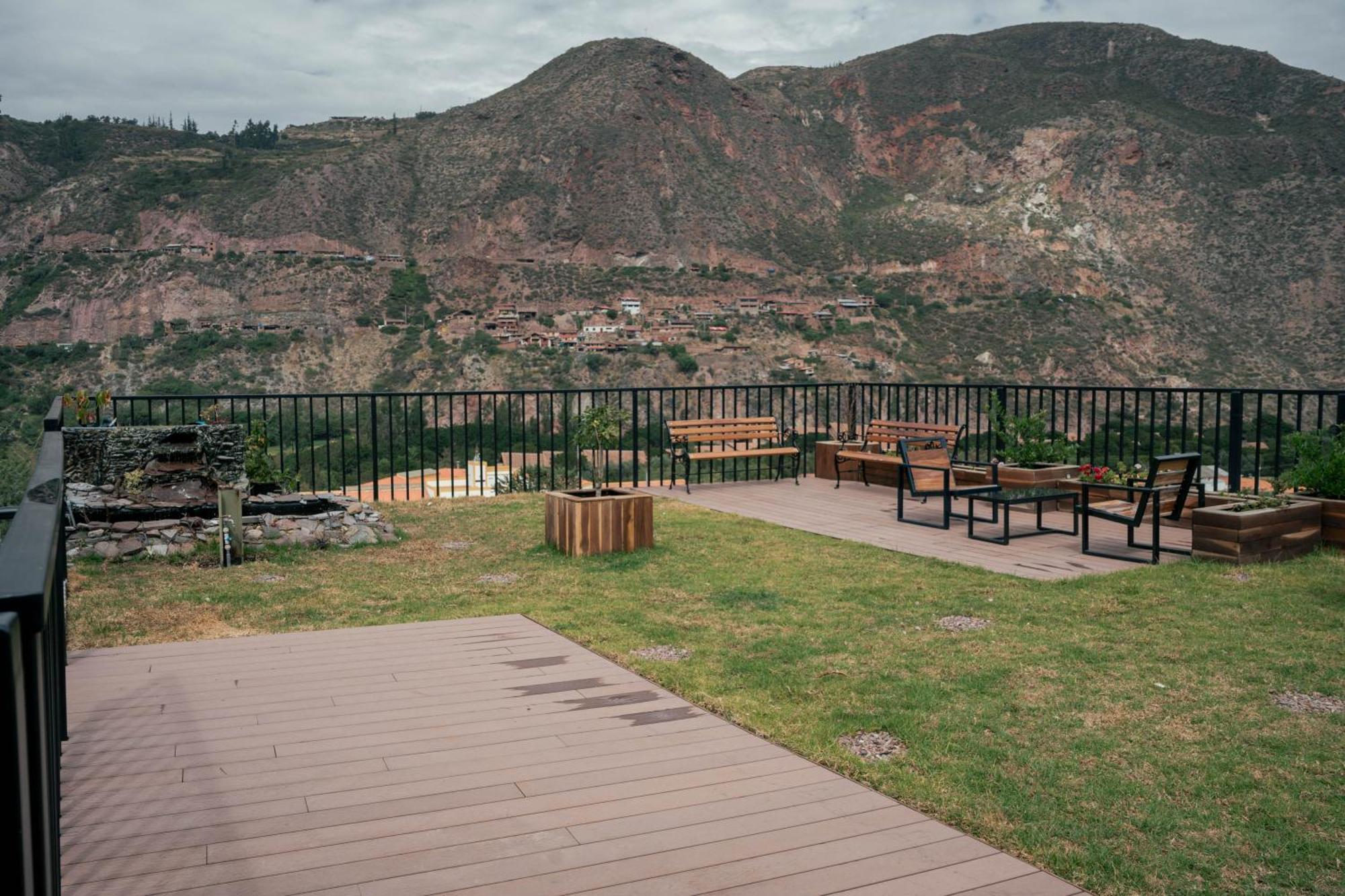 Hotel California Urubamba Exterior foto